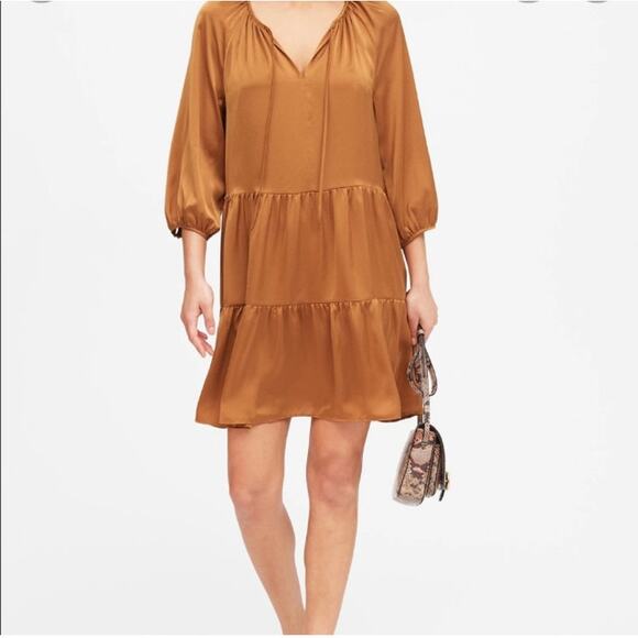 Banana Republic Satin Tiered Swing Dress Rust Gold Caramel Boho Silky Flowy S - Picture 1 of 8